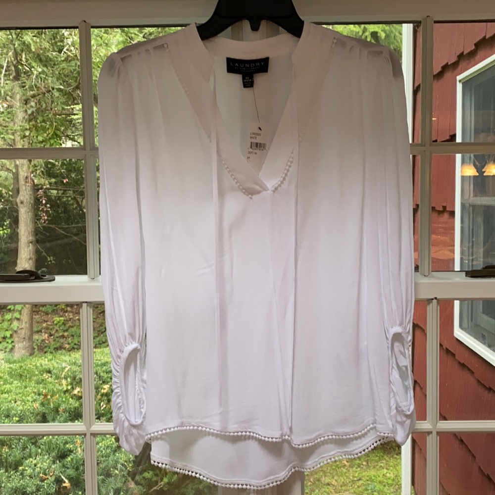 Laundry by Shelly Segal White Blouse